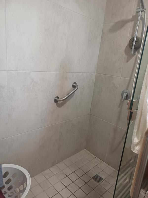 1 Bedroom Property for Sale in Buhrein Western Cape